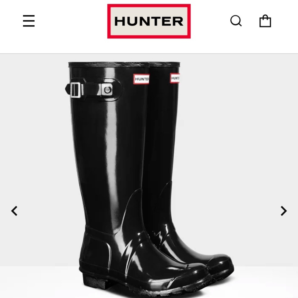 Women’s original tall gloss Hunter boots. Worn a handful of times if that..